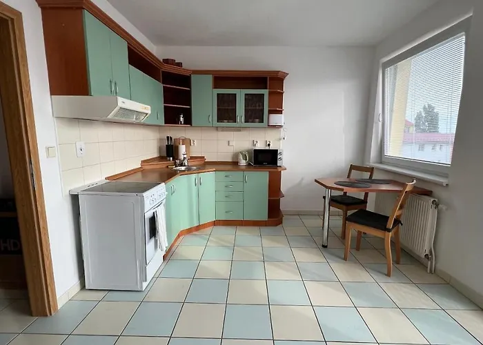 1 With Balcony, Dolezalova Street Appartement *